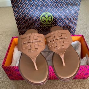 Tory Burch Weston Logo Thong - Calf Leather